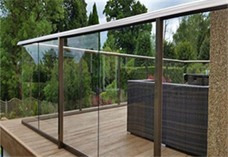 u_channel_glass_railing4